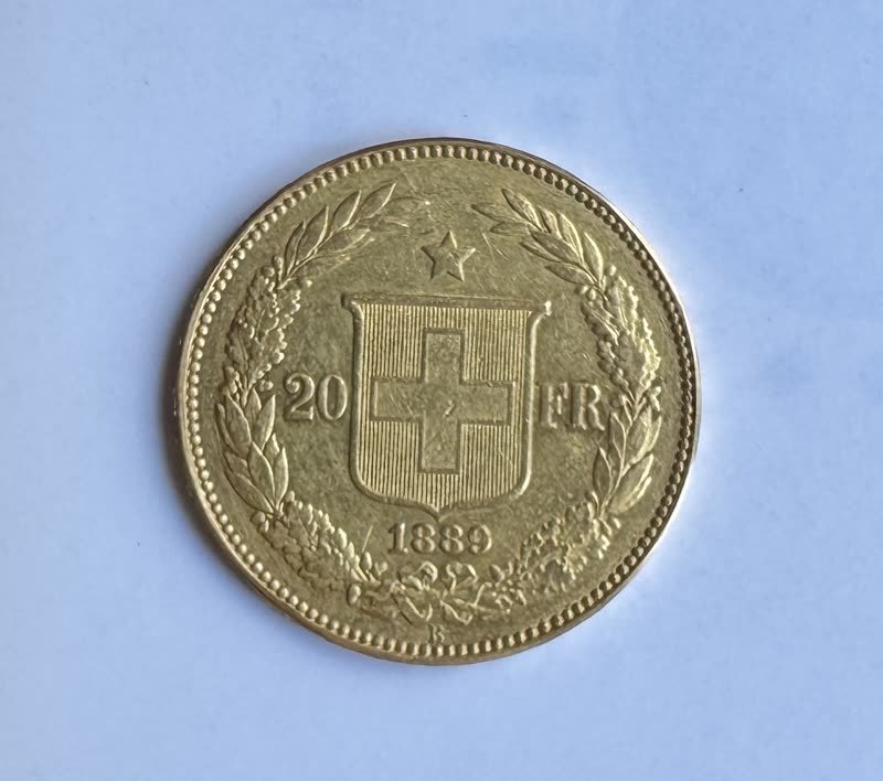 Rückseite derselben Münze mit Schweizer Wappenschild, Wertangabe 20 FR, Jahrzahl 1889 und Münzzeichen B